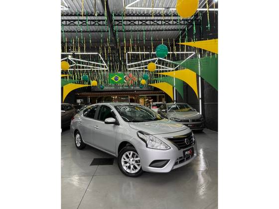 NISSAN VERSA 1.6 16V FLEXSTART SV 4P MANUAL NISSAN VERSA 1.6 16V FLEXSTART SV 4P MANUAL